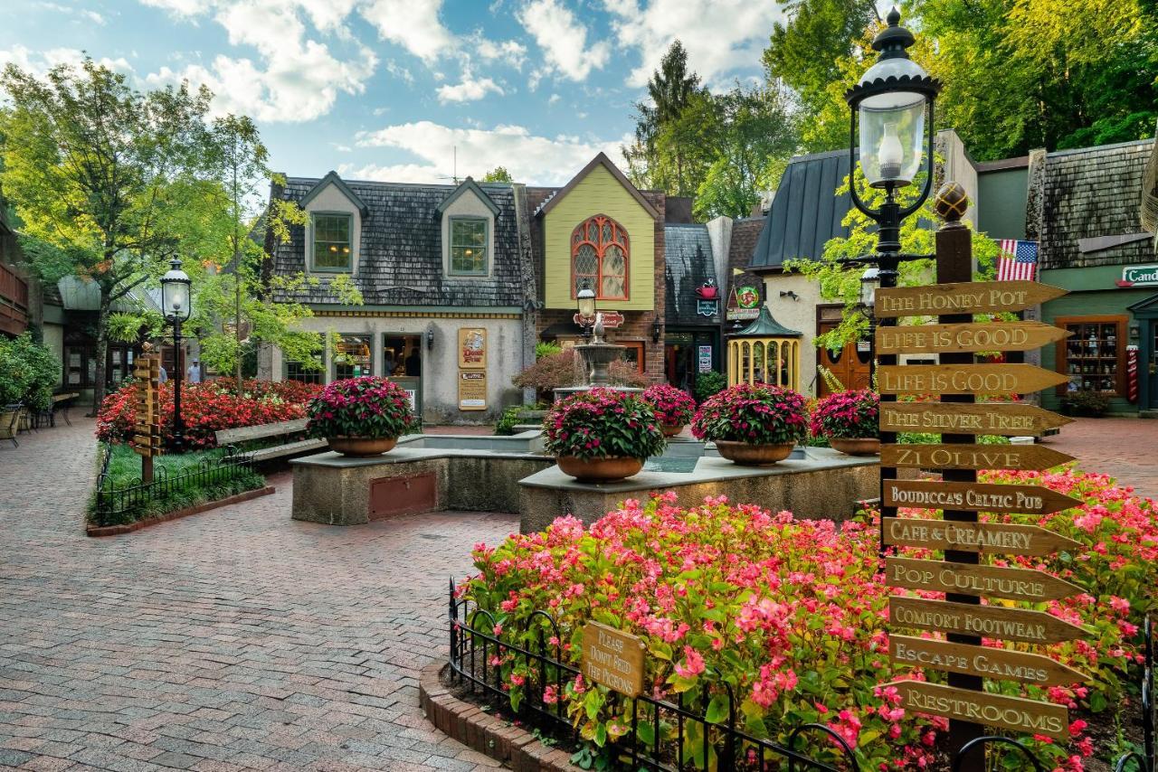 Fireflies And Moonshine Gatlinburg Exterior foto