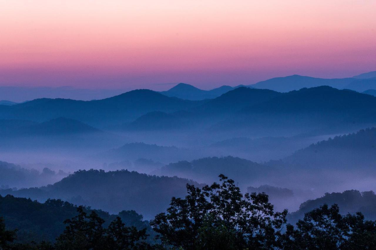 Fireflies And Moonshine Gatlinburg Exterior foto